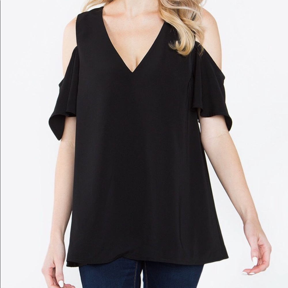 Tanner Cold Shoulder Top